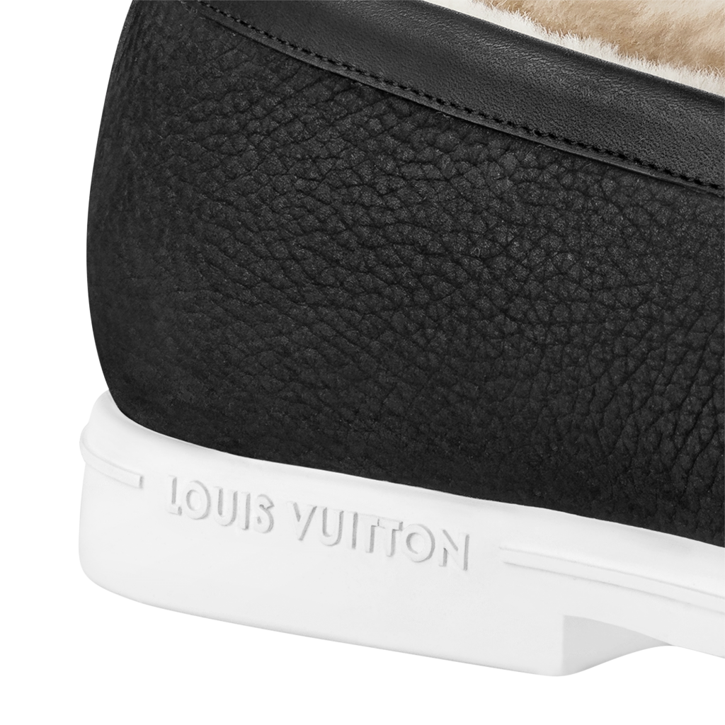 Louis Vuitton Estate Loafer BLACK. Size 09.5