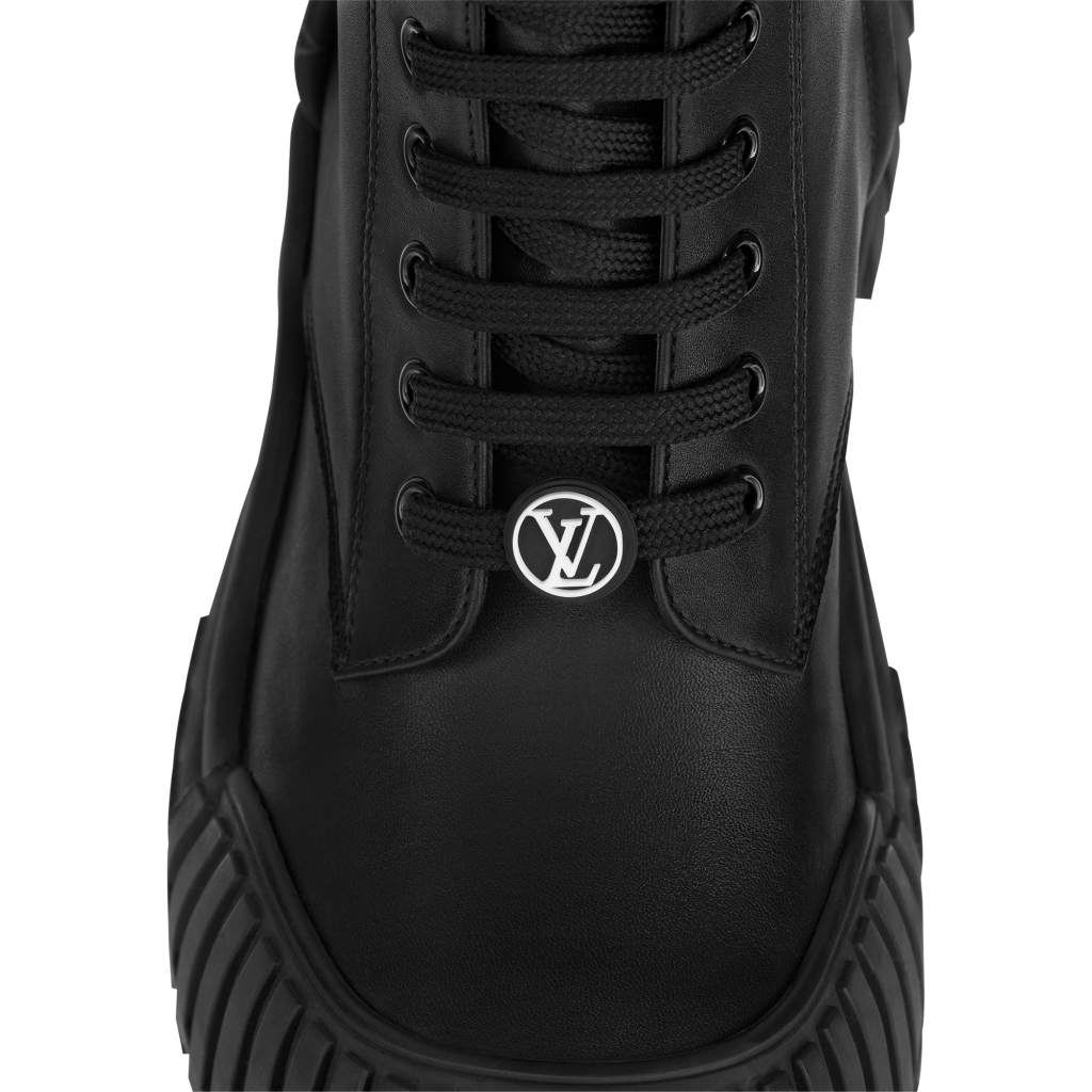 Authentic Louis Vuitton Women’s Black Denim Monogram Hi-Top Sneakers 35.5 /  5 US