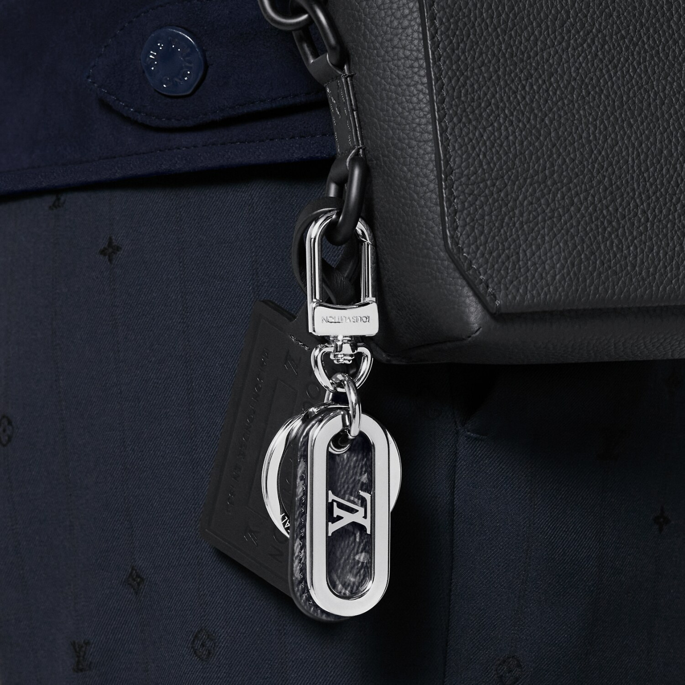 Louis Vuitton Monogram Eclipse Grey Canvas Bag Charm / Key Holder Louis  Vuitton