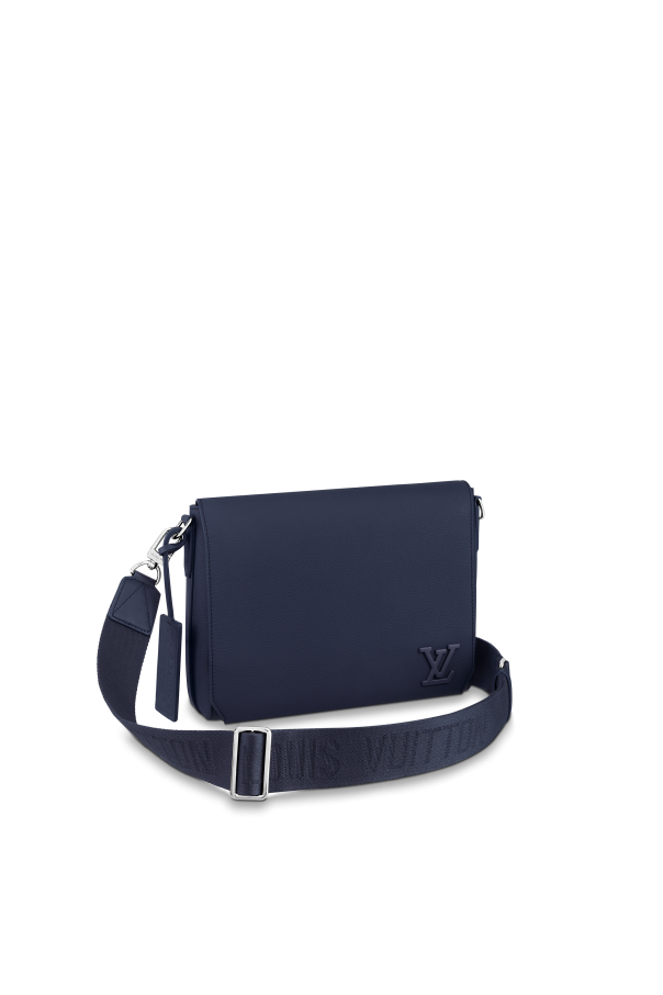 Takeoff Messenger Bag od Louis Vuitton