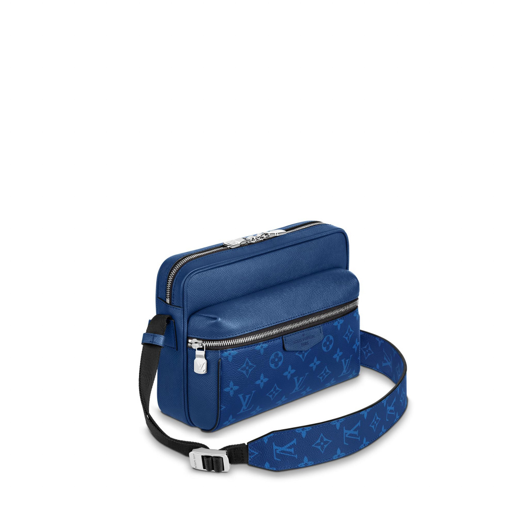 Louis Vuitton Outdoor Slingbag - Vitkac shop online