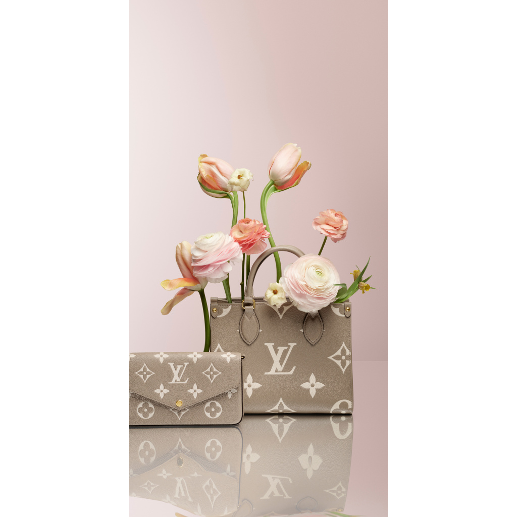 Louis Vuitton Pink Happy Flower Purse