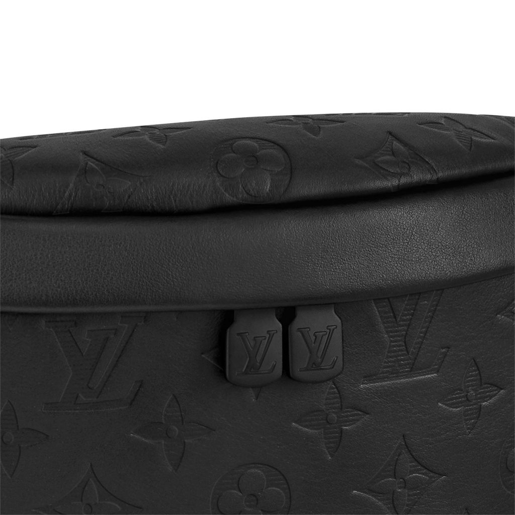 Louis Vuitton MONOGRAM Discovery bumbag pm (M46036) in 2023