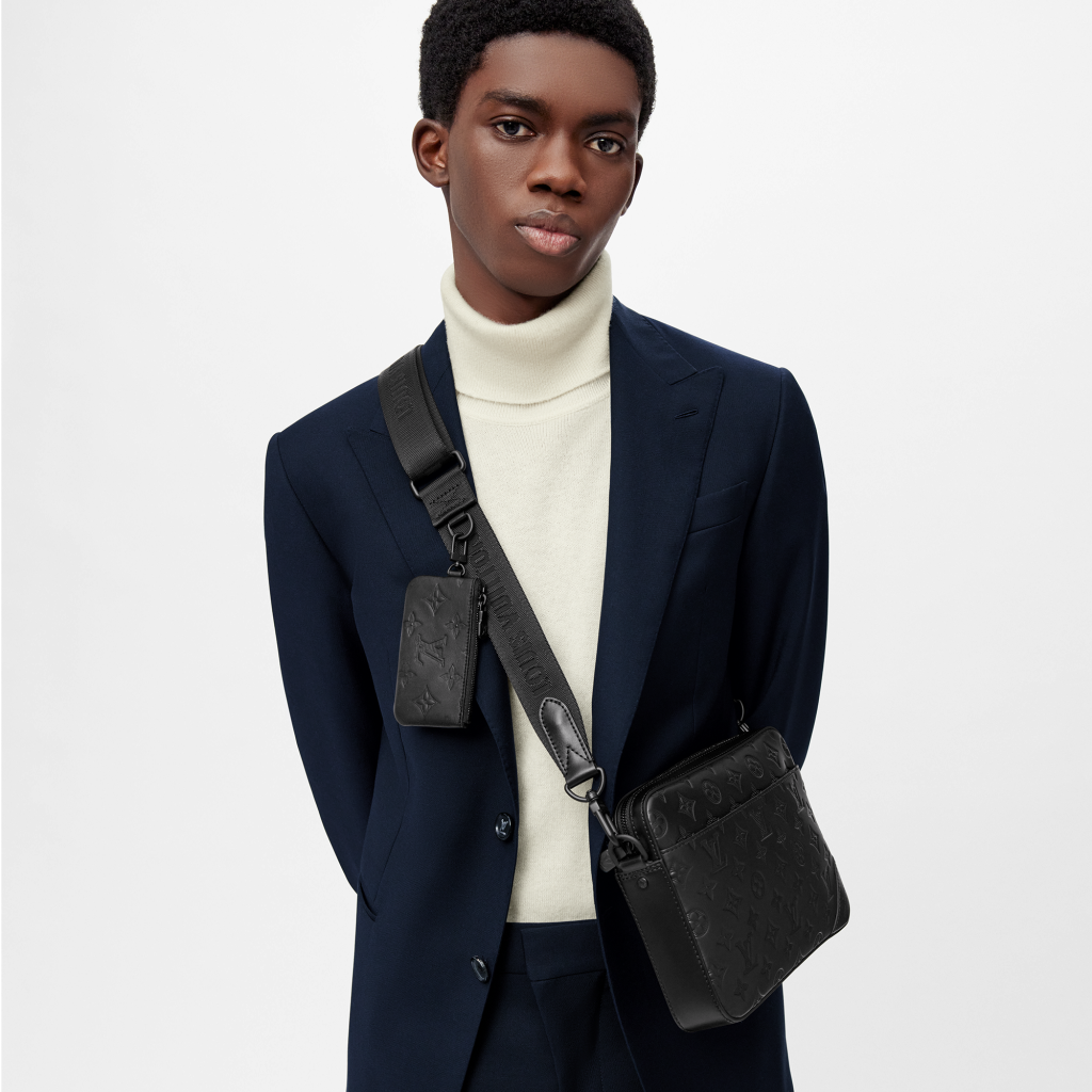 Louis Vuitton Duo Message Bag in 2023
