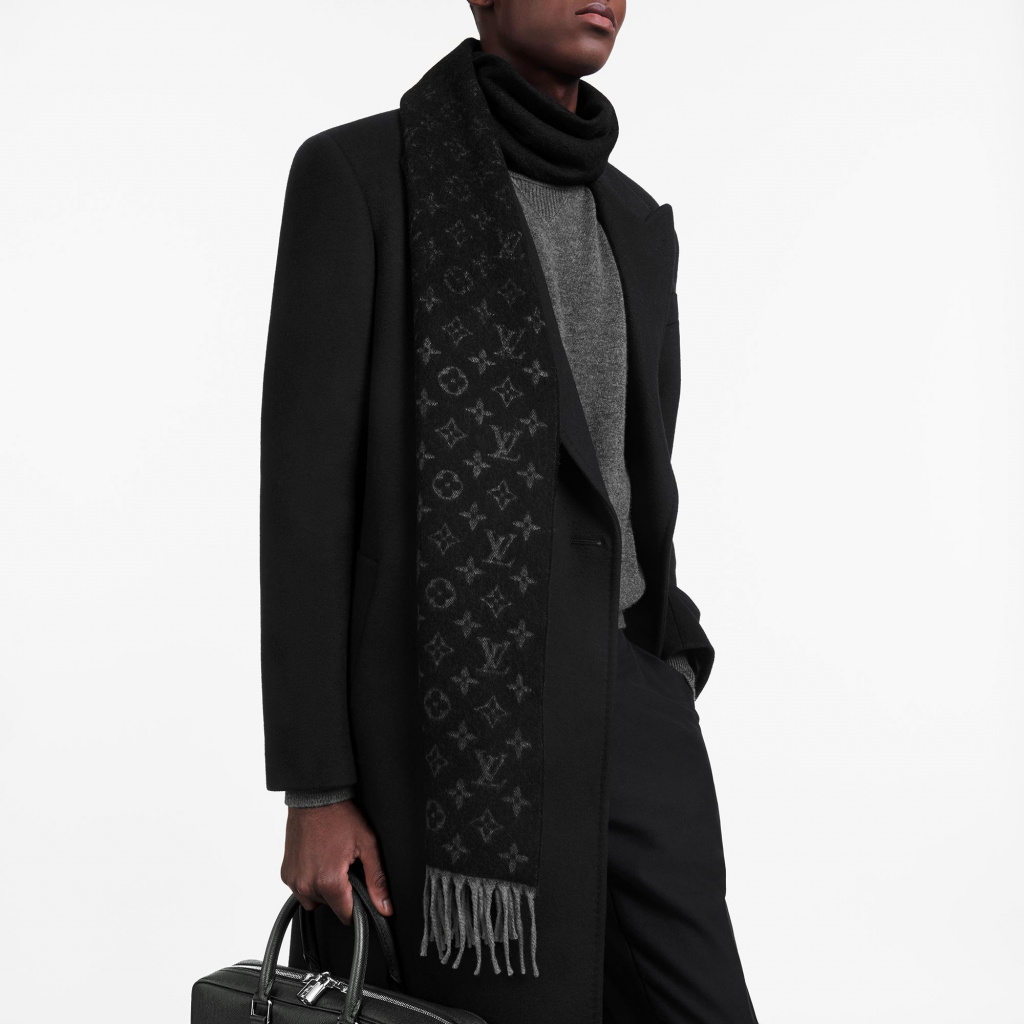 Louis Vuitton Men's LV Forward Wool Scarf