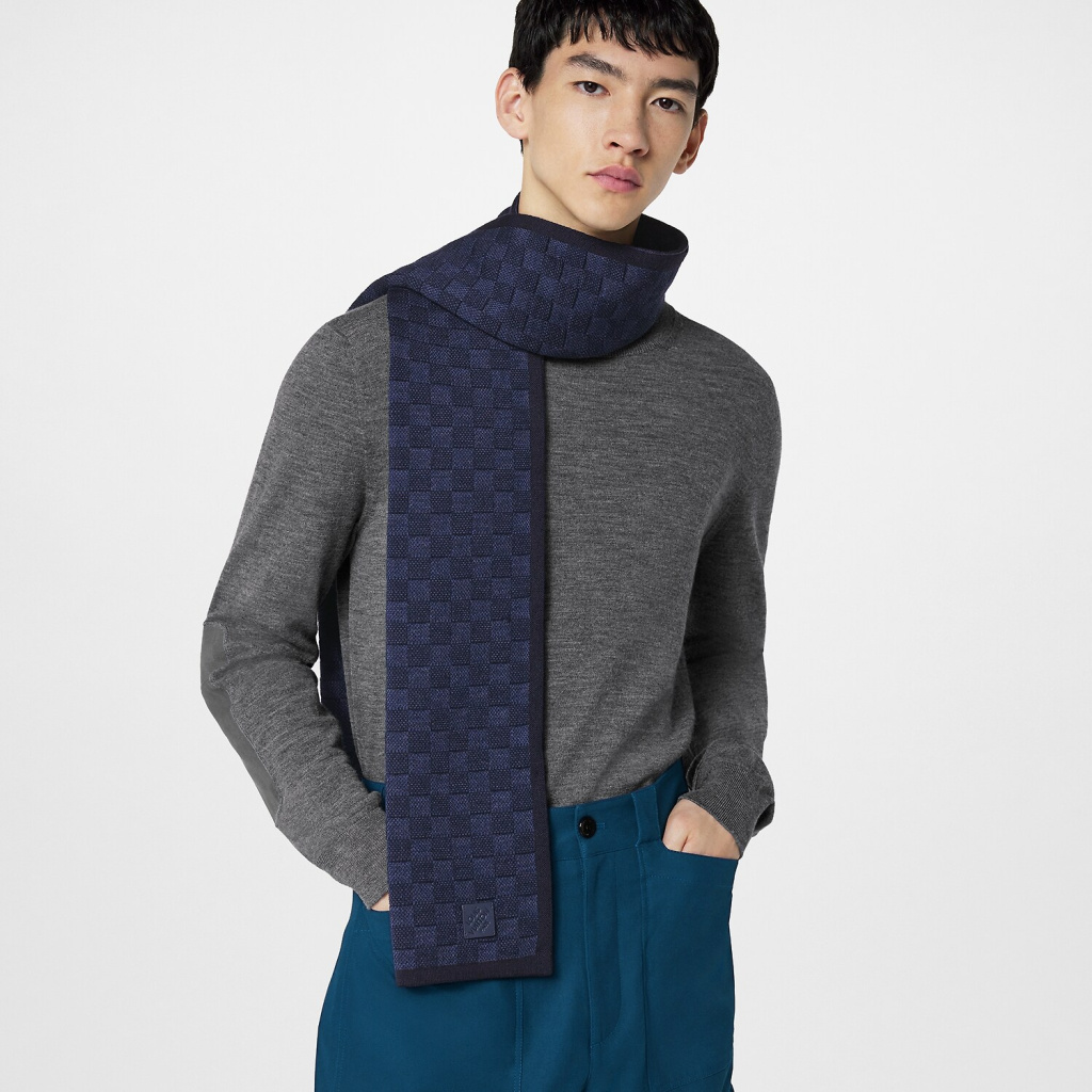 Louis Vuitton scarf 100% wool : r/Louisvuitton