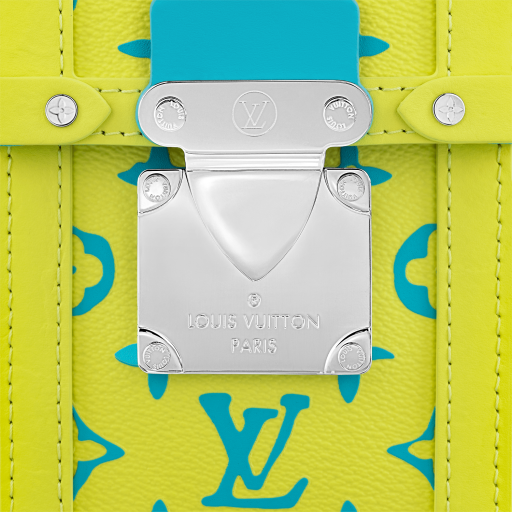 LOUIS VUITTON Vertical Trunk Wearable Wallet Monogram Playground