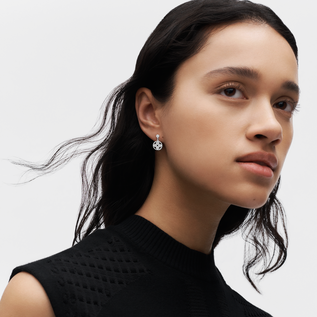 Louis Vuitton Idylle Blossom Ear Stud, White Gold And Diamonds - Per Unit -  Vitkac shop online