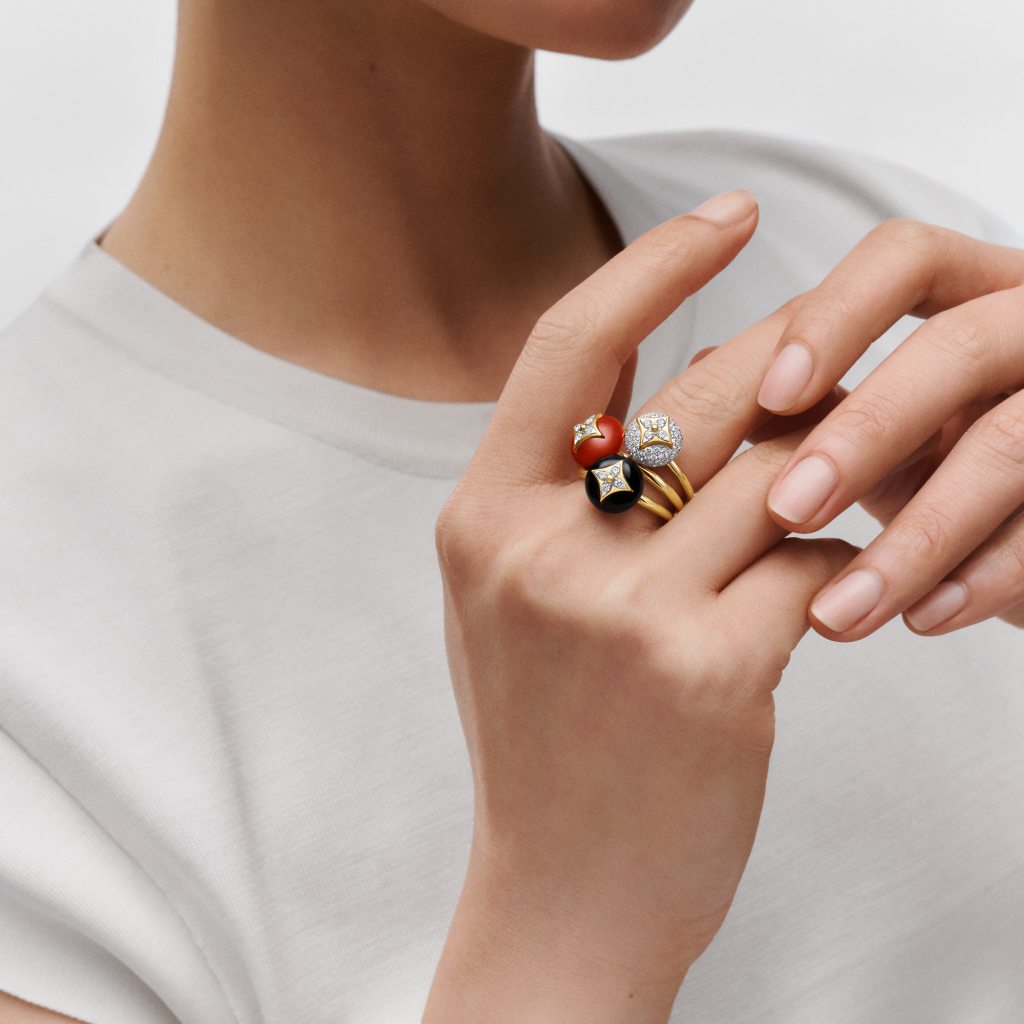 Louis Vuitton B Blossom Ring, Yellow Gold, White Gold, Onyx And