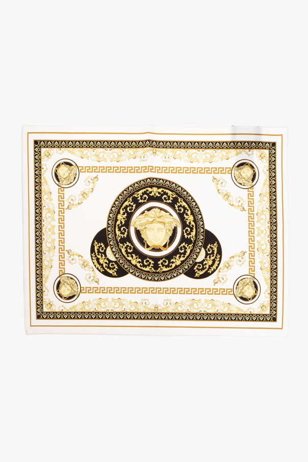 Versace Home THE HOTTEST TRENDS FROM SPRING-SUMMER COLLECTIONS