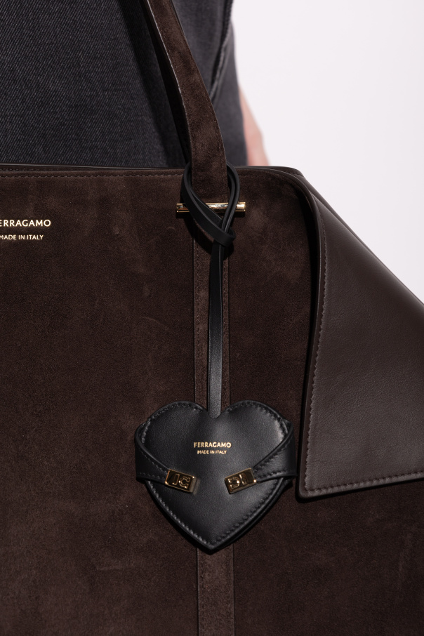 FERRAGAMO Lederanhänger in Herzform