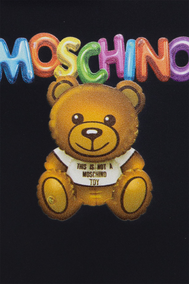 Moschino THIS SEASONS MUST-HAVES