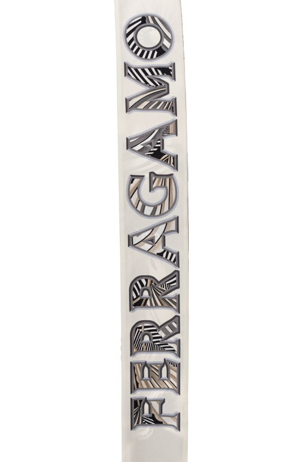 FERRAGAMO Pañuelo de seda