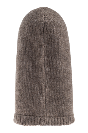 Lisa Yang Astiri hood