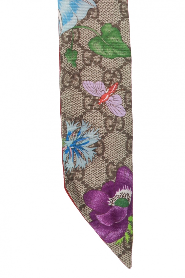 Gucci ‘Flora’ motif scarf