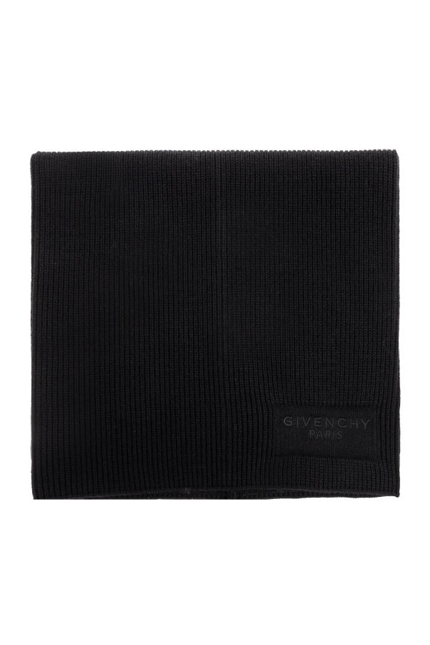 Wool snood od Givenchy