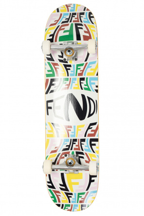 Branded longboard od Fendi