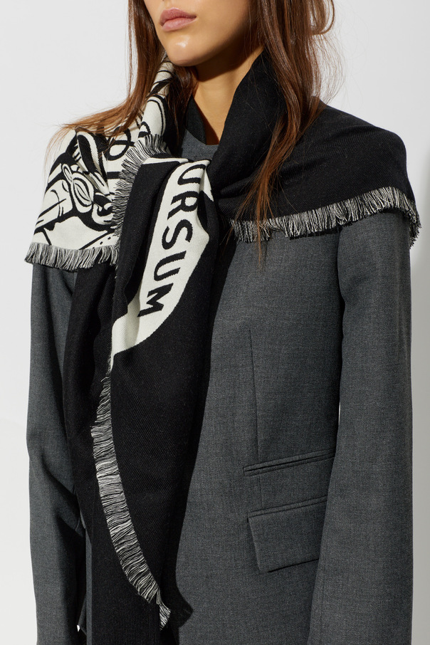 Burberry Triangular scarf