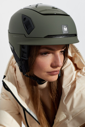 Oakley ‘MOD7’ ski helmet