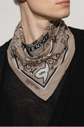 Printed shawl od Givenchy