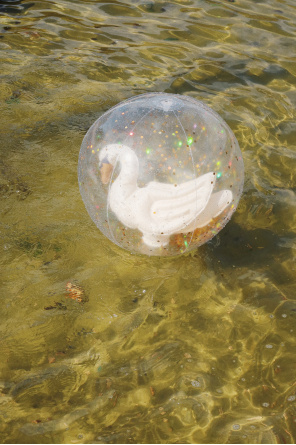 Konges Sløjd Beach Ball with Confetti