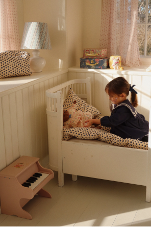 Konges Sløjd Miniature piano