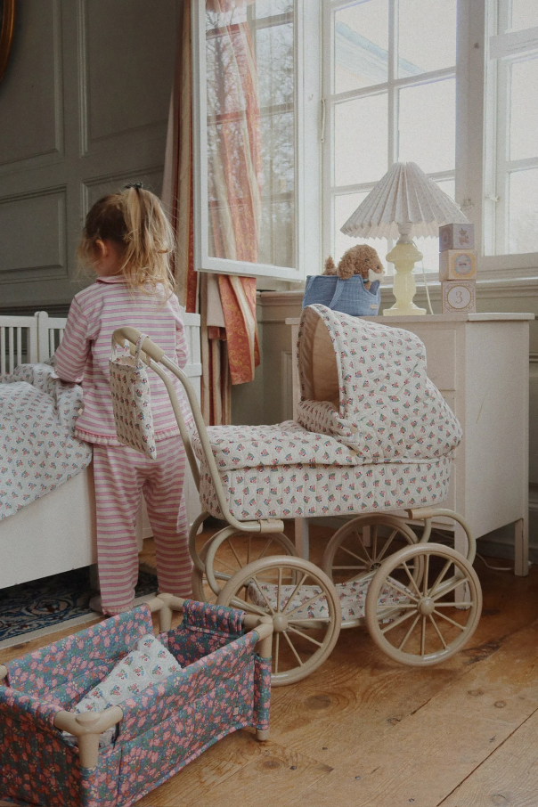 Konges Sløjd Folding doll crib
