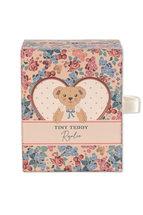 Konges Sløjd Pluszowy miś w szafie z akcesoriami