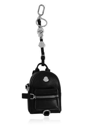 Llavero con forma de mochila