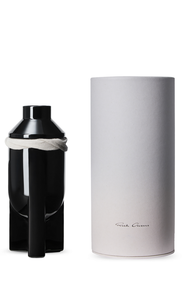 Scented candle with wooden coasters od Rick Owens