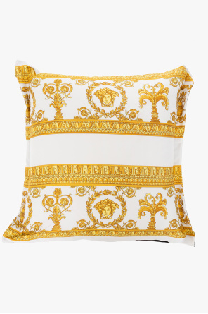 ‘baroque’ printed cushion od Versace Home
