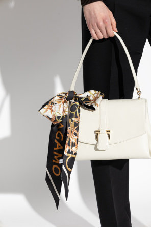 Silk scarf od FERRAGAMO