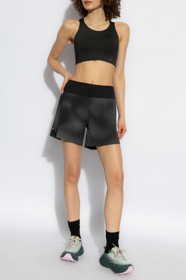 On Sujetador de entrenamiento