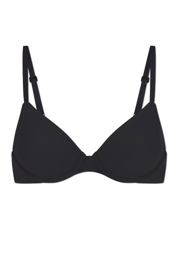 ‘T-shirt’ bra od SKIMS