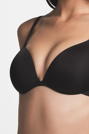 SKIMS 'Push-up Plunge' bra