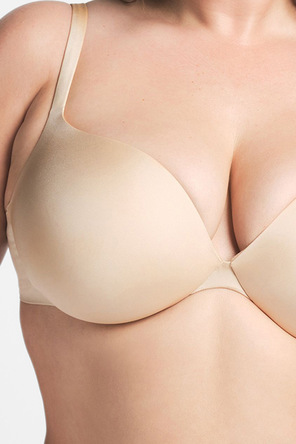 SKIMS Push-up Plunge bra