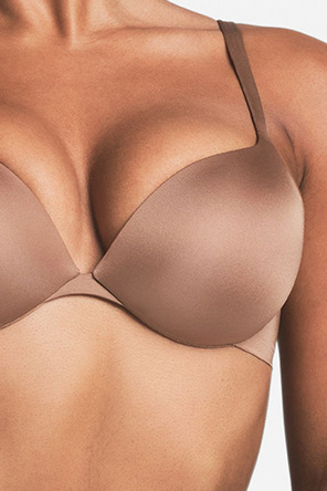 SKIMS ‘Push-up Plunge’ bra