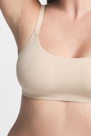 SKIMS 'Bralette' type bra