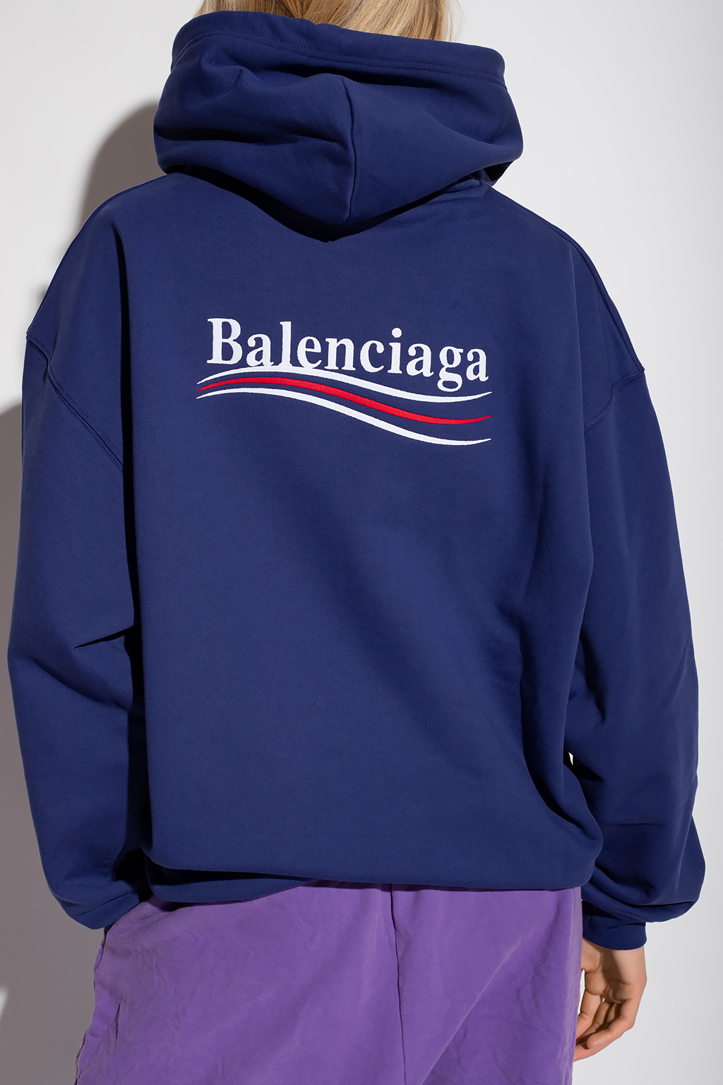 Mekanisk Følsom schweizisk Women's Clothing | Balenciaga Logo hoodie | Fred Perry T-shirt con doppia  righina a contrasto | IetpShops