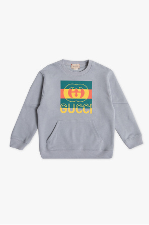 Sweatshirt with pocket