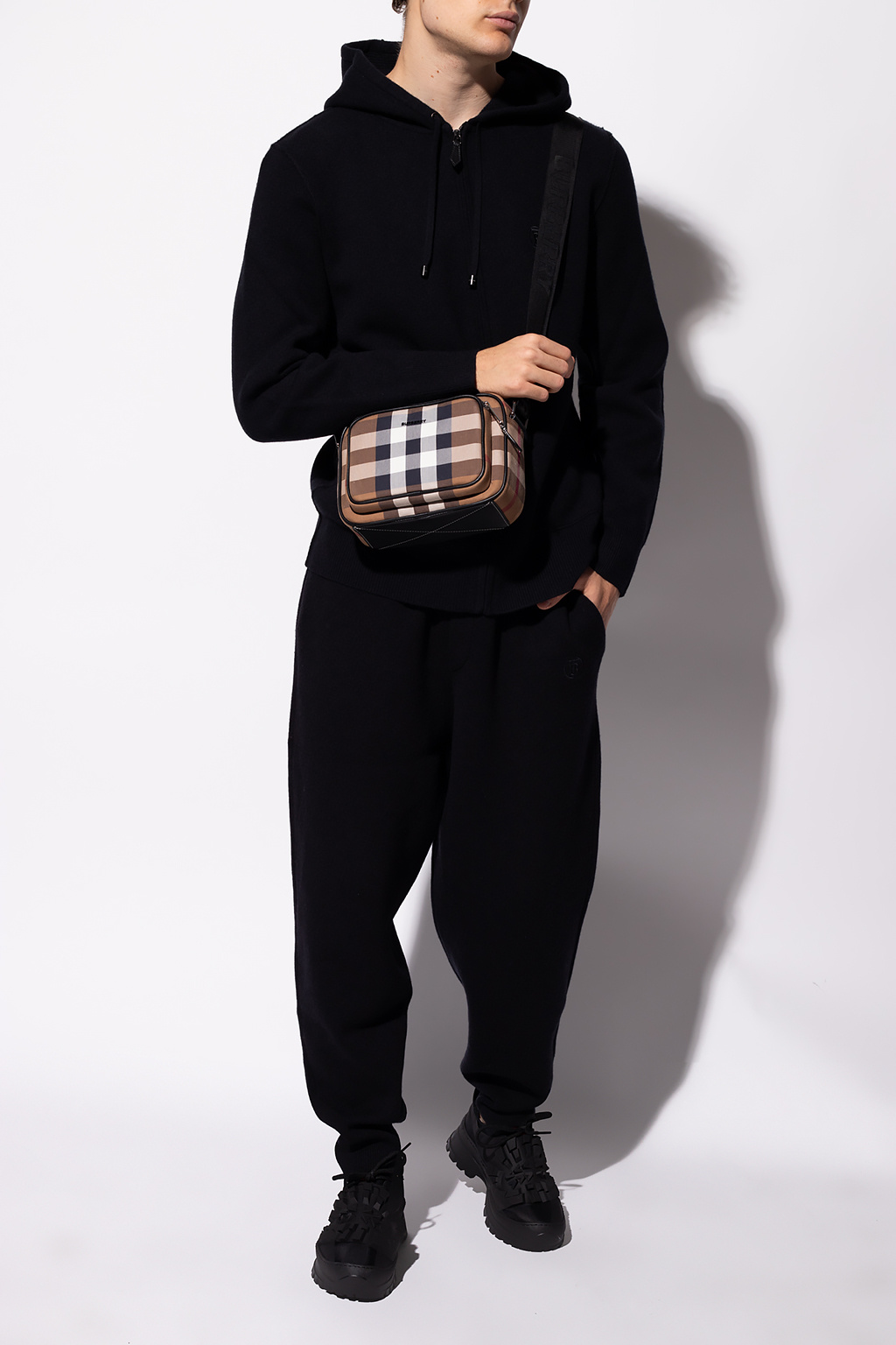 Burberry Cashmere hoodie | burberry checked lola belt bag item | IetpShops  | Men's Clothing