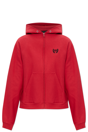 Sweatshirt with patch