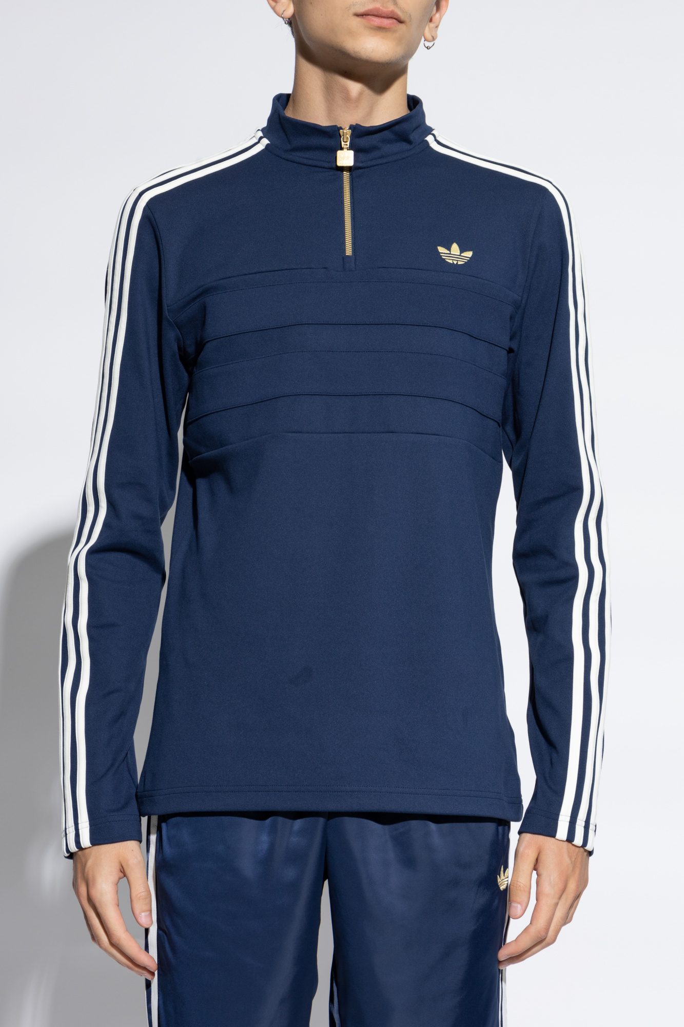 adidas crazy Originals Sweatshirt with stand-up collar and zipper