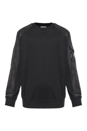 Sweatshirt with a sleeve pocket