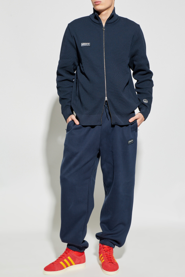 ADIDAS Originals Sudadera con parche de logo