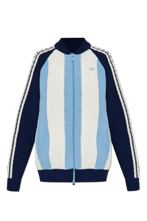 Sweater with a decorative knit