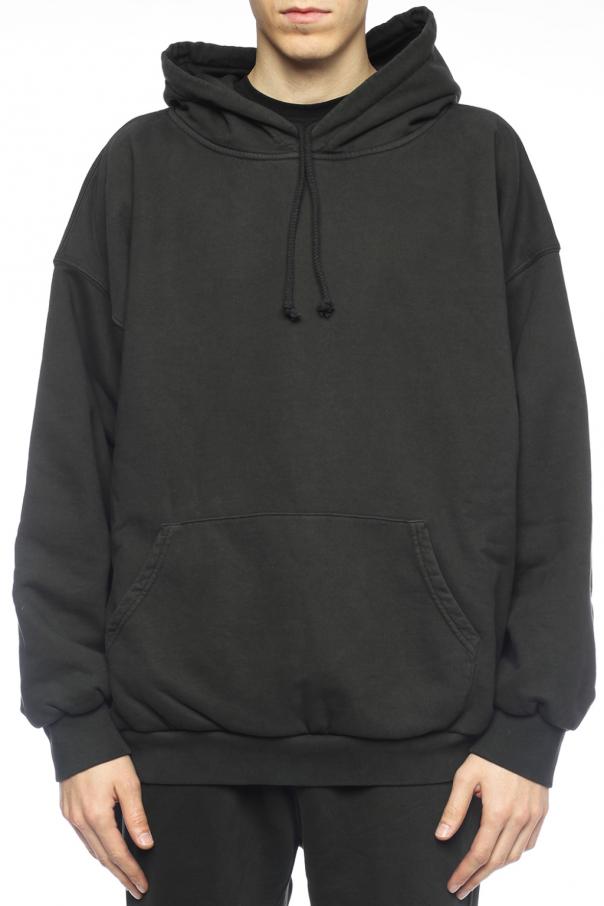 yeezy oversized sweatshirt