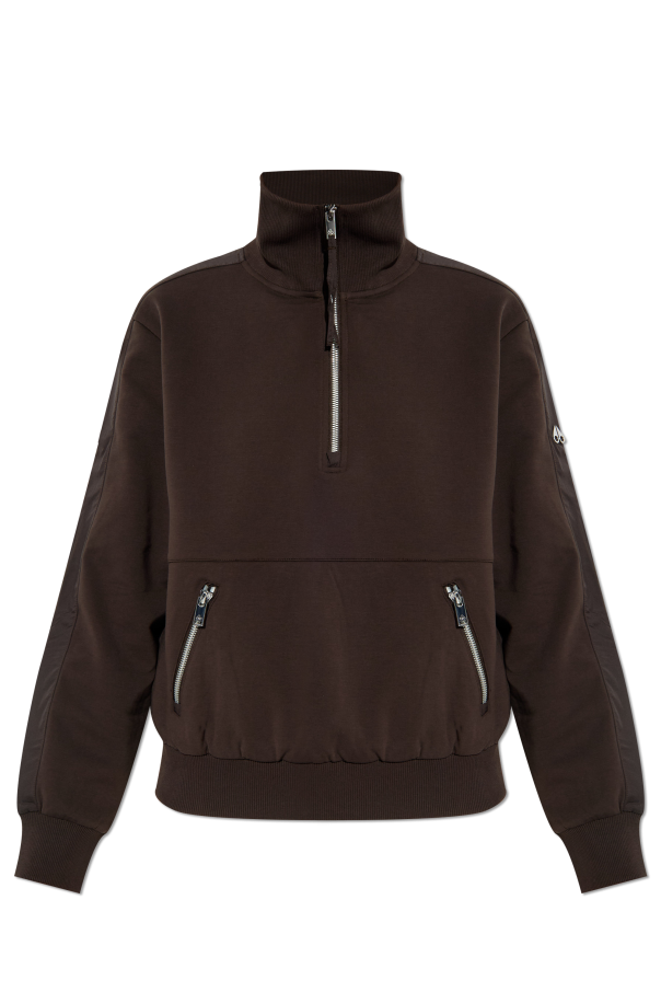 Sweatshirt with pockets od Moose Knuckles