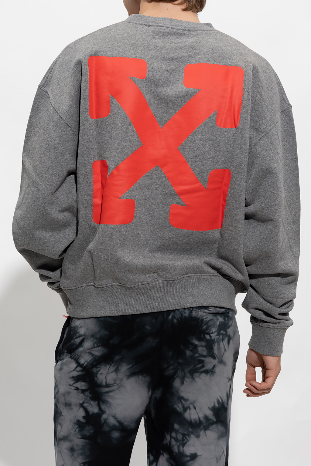 Off-White Oversize reveals sweatshirt