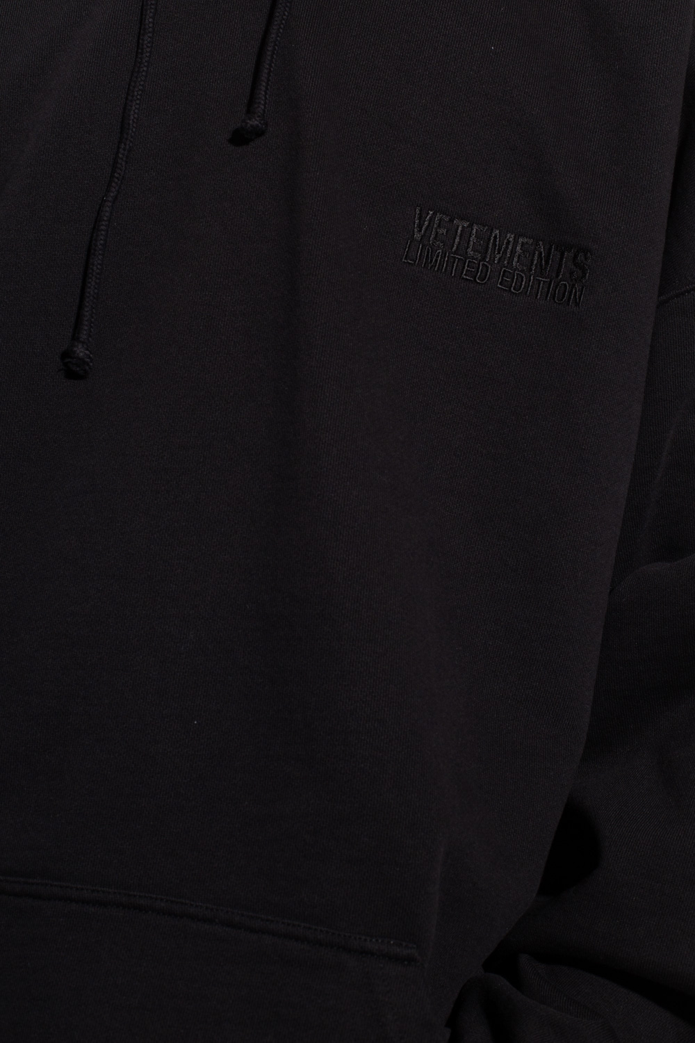 VETEMENTS Logo-embroidered packed hoodie